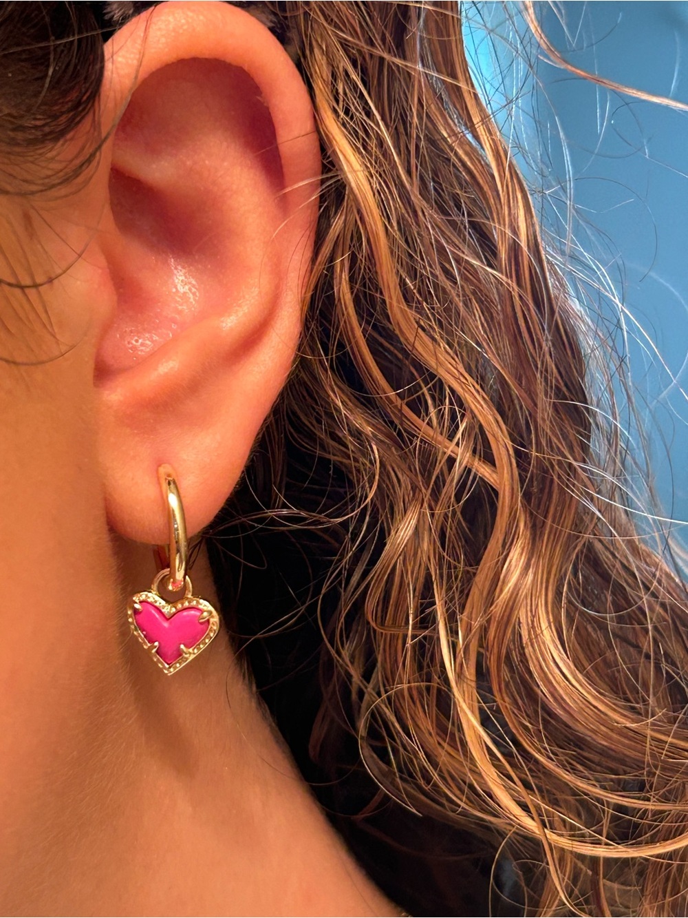 Kendra Scott Gold Hoop Earrings with Hot Pink Heart Charms - Picture 3 of 3